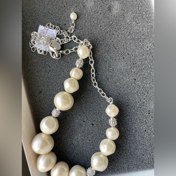 NWT Lia Sophia 17”-22” Pearl Necklace - Picture 3 of 16